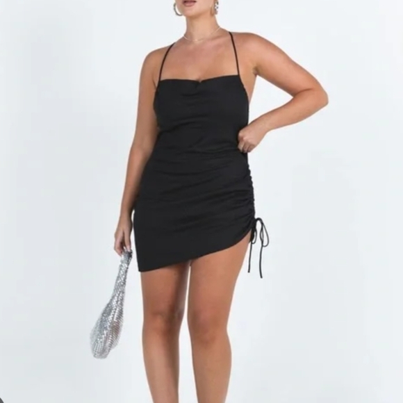 ELH Studio Black Dress with Ruched Design - Picture 8 of 9